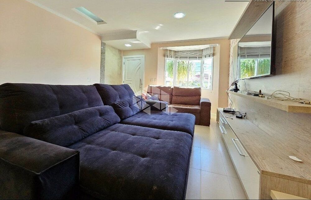 Casa, 3 quartos, 239 m² - Foto 1