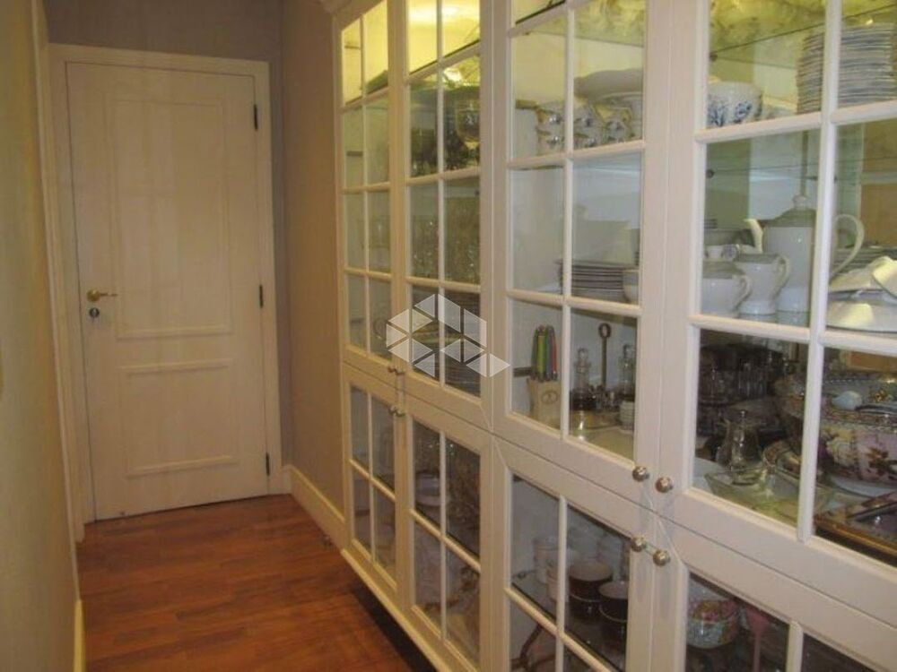 Apartamento, 3 quartos, 255 m² - Foto 2