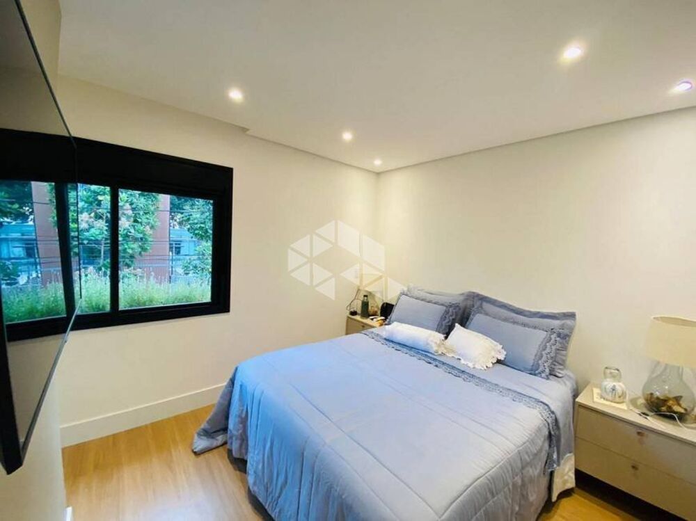 Casa à venda com 4 quartos, 256m² - Foto 14