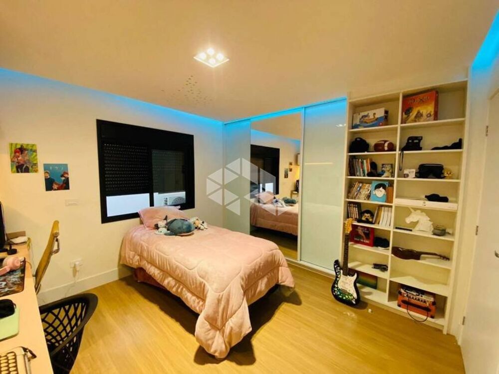 Casa à venda com 4 quartos, 256m² - Foto 12
