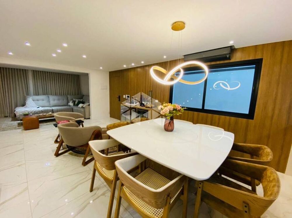 Casa à venda com 4 quartos, 256m² - Foto 5