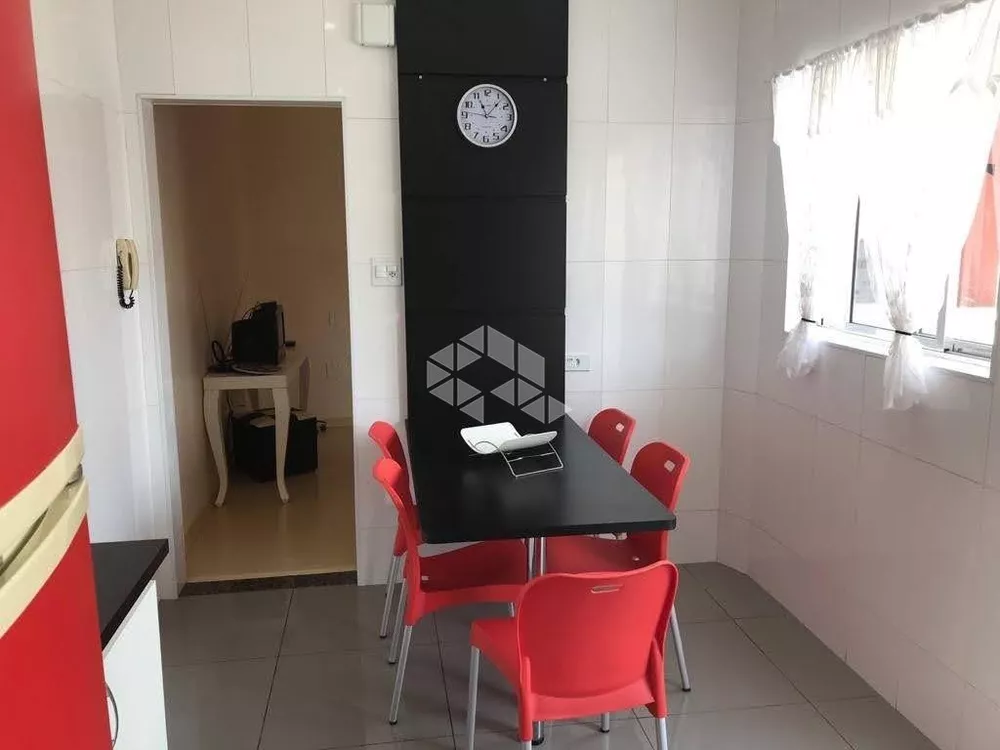 Apartamento à venda com 2 quartos, 80m² - Foto 4