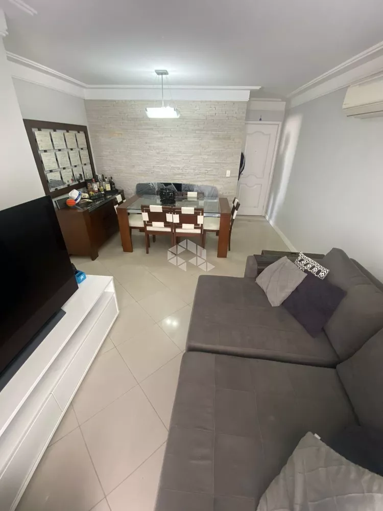 Apartamento à venda com 3 quartos, 75m² - Foto 3