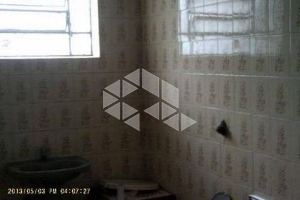 Casa à venda com 4 quartos, 200m² - Foto 3