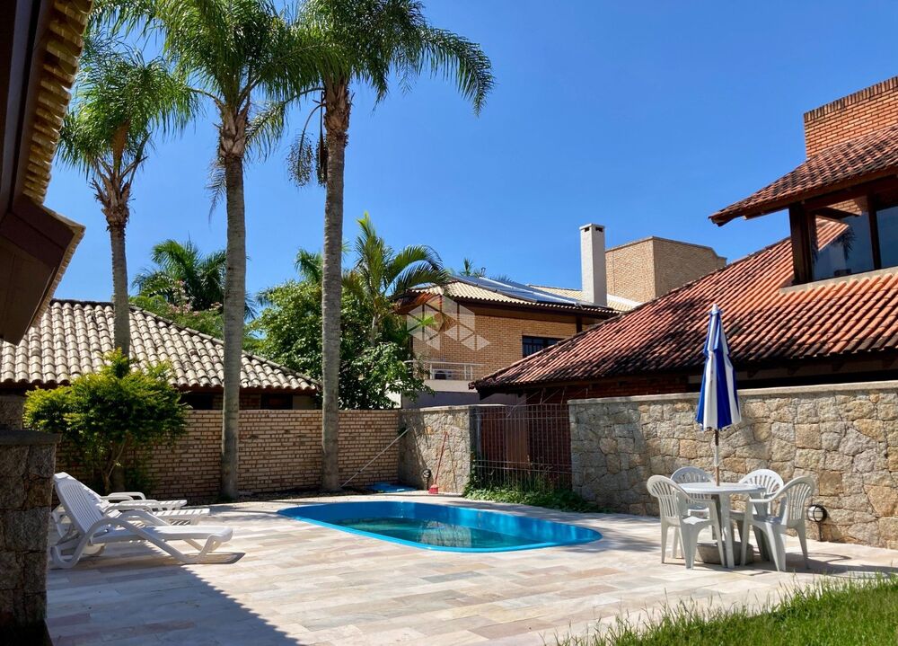 Casa, 4 quartos, 315 m² - Foto 1