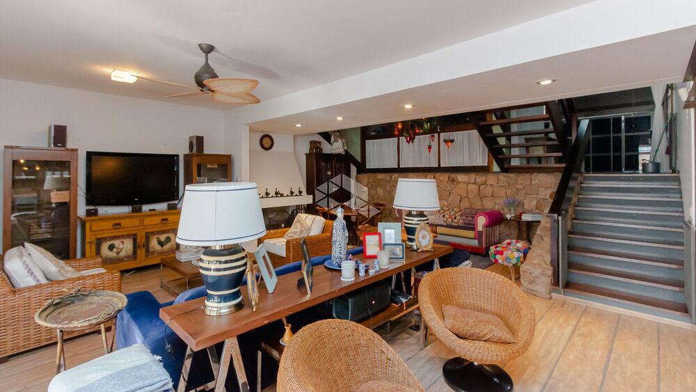 Casa à venda com 6 quartos, 650m² - Foto 6