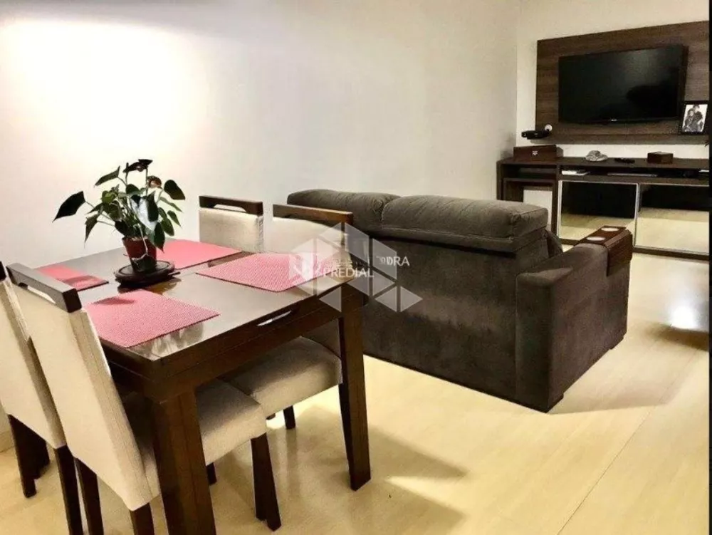 Apartamento à venda com 2 quartos, 72m² - Foto 1