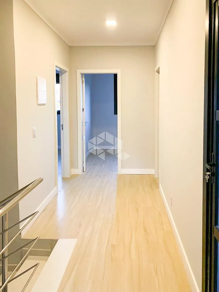 Casa à venda com 3 quartos, 280m² - Foto 4