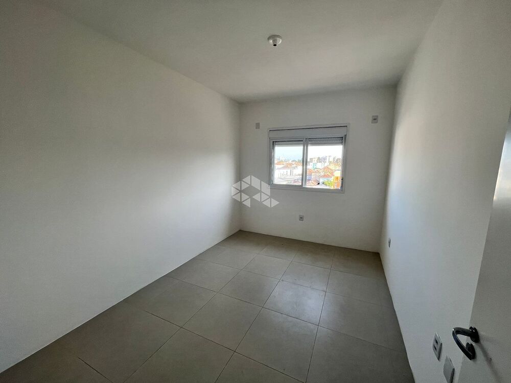 Apartamento à venda com 2 quartos, 83m² - Foto 2