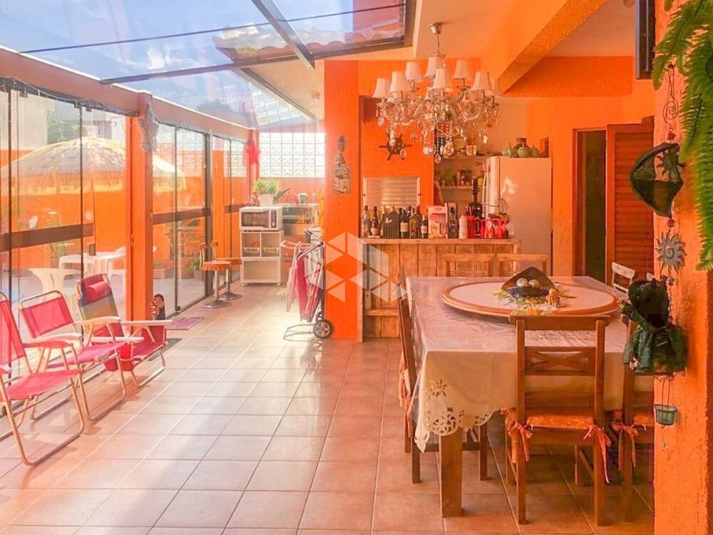 Casa, 5 quartos, 369 m² - Foto 1