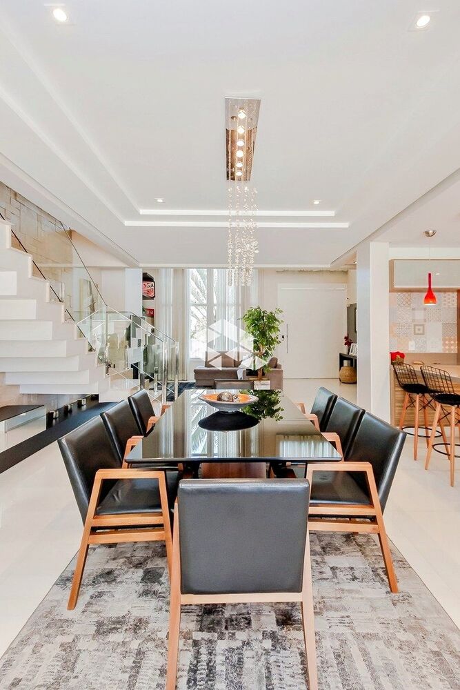 Casa, 3 quartos, 281 m² - Foto 1