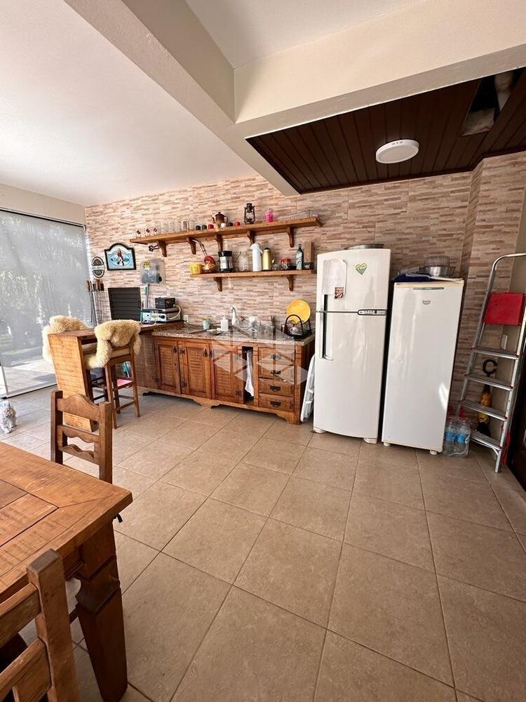 Casa de Condomínio à venda com 3 quartos, 204m² - Foto 7