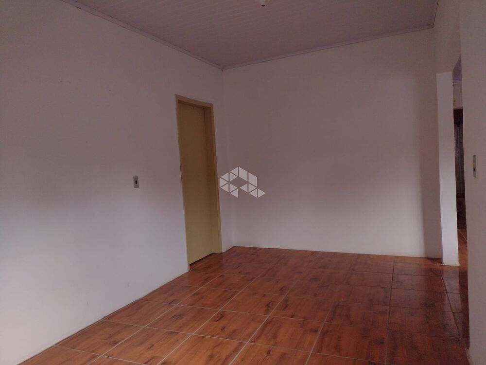 Casa à venda com 3 quartos, 115m² - Foto 2