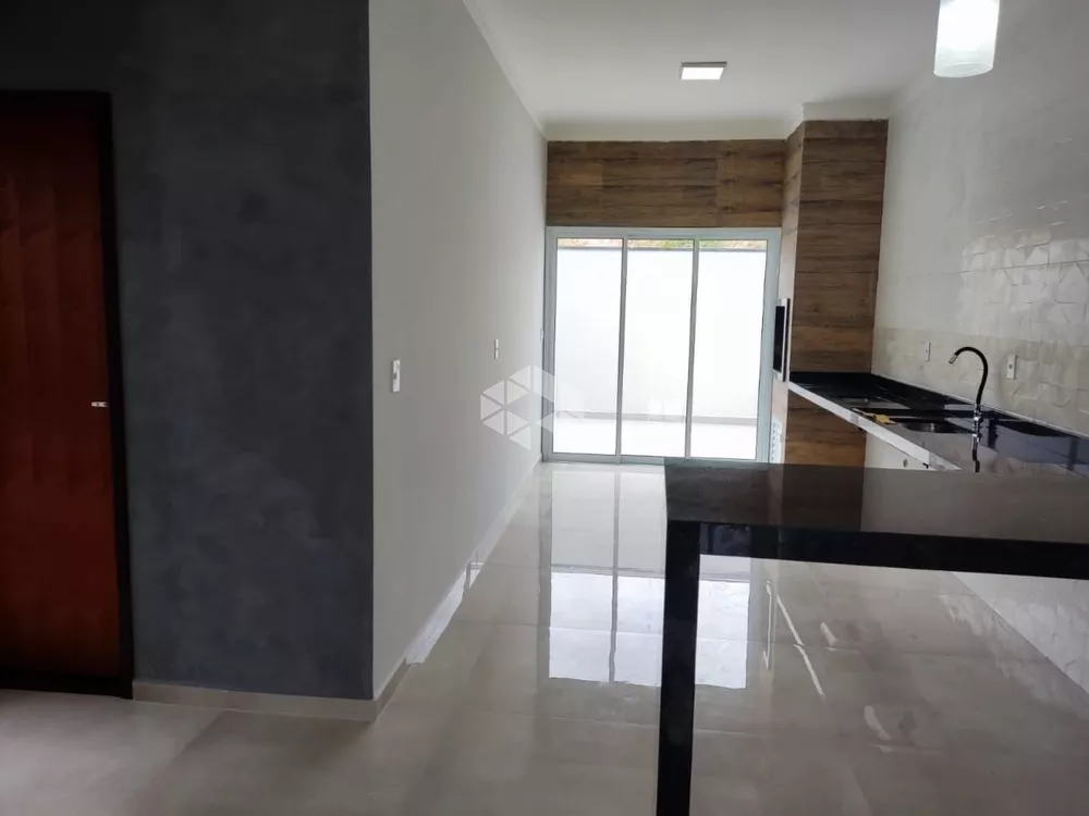 Casa à venda com 3 quartos, 120m² - Foto 4