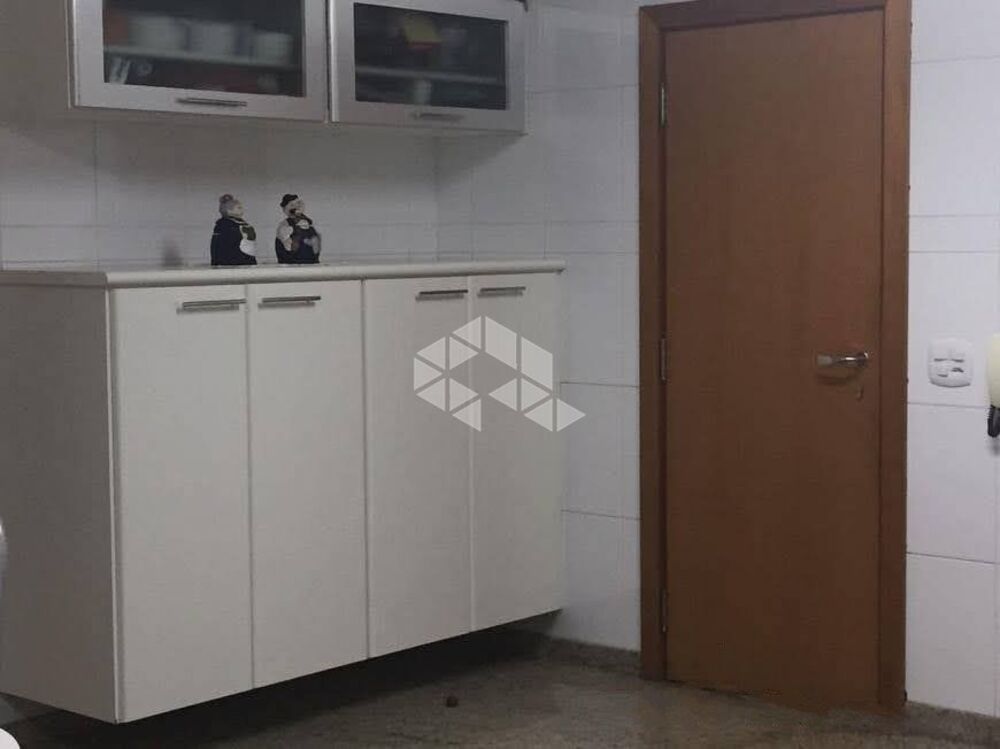 Casa, 3 quartos, 289 m² - Foto 4