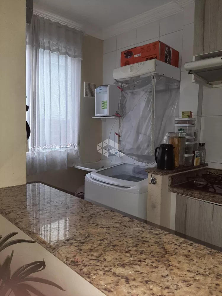 Apartamento à venda com 2 quartos, 70m² - Foto 3