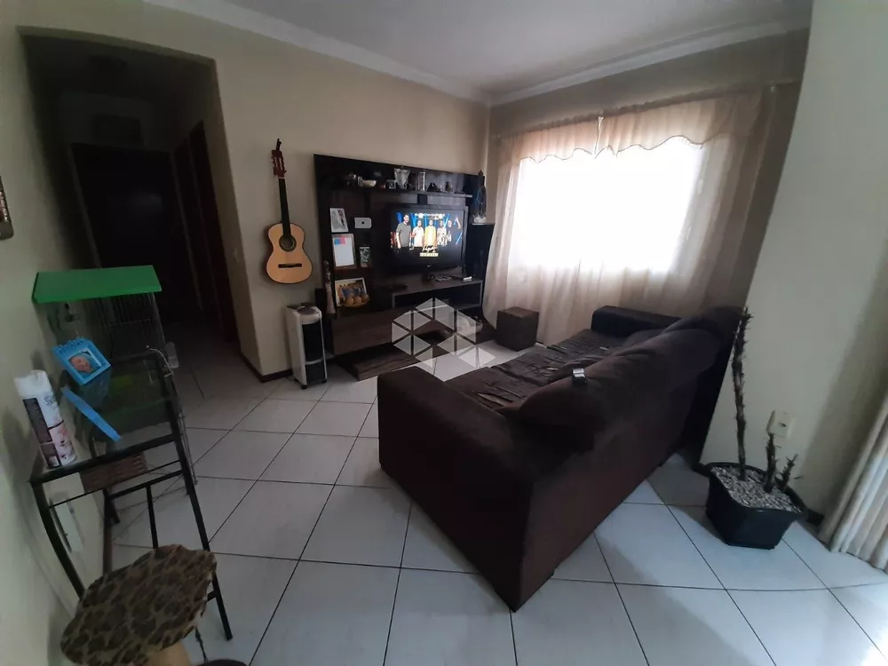 Apartamento à venda com 2 quartos, 70m² - Foto 2