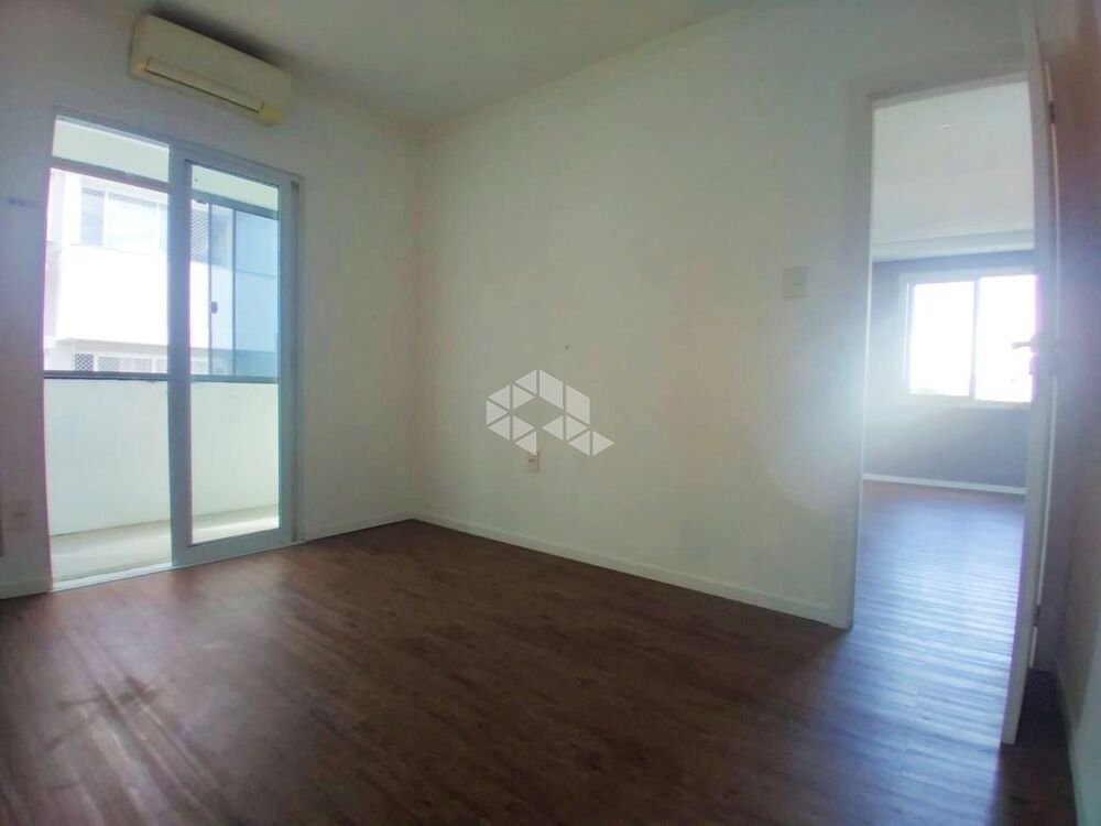 Apartamento à venda com 1 quarto, 50m² - Foto 2
