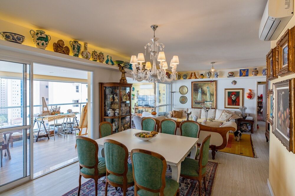 Apartamento, 3 quartos, 212 m² - Foto 1