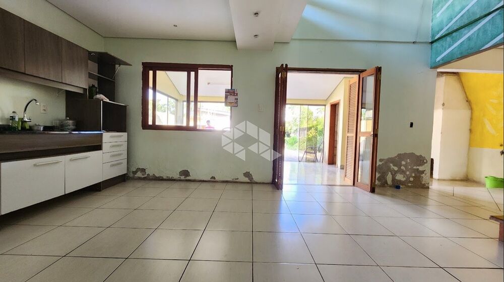 Casa à venda com 3 quartos, 150m² - Foto 3