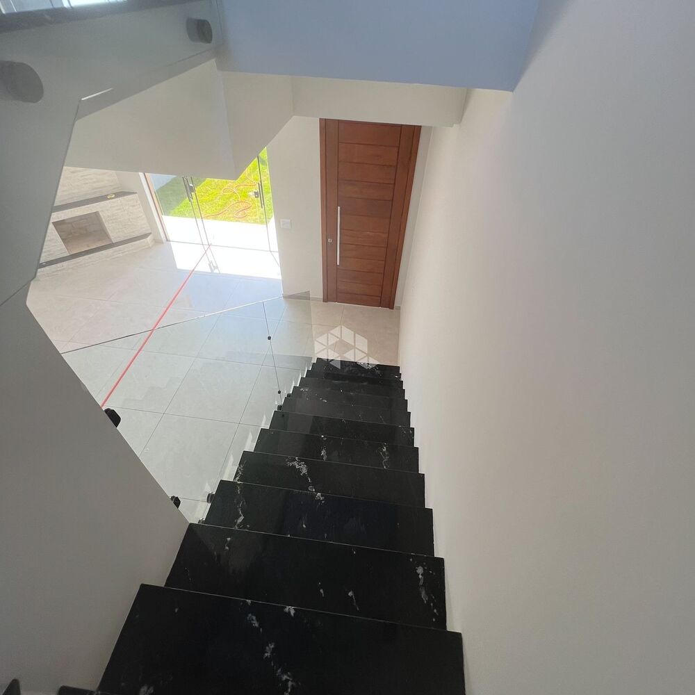 Casa à venda com 2 quartos, 95m² - Foto 4