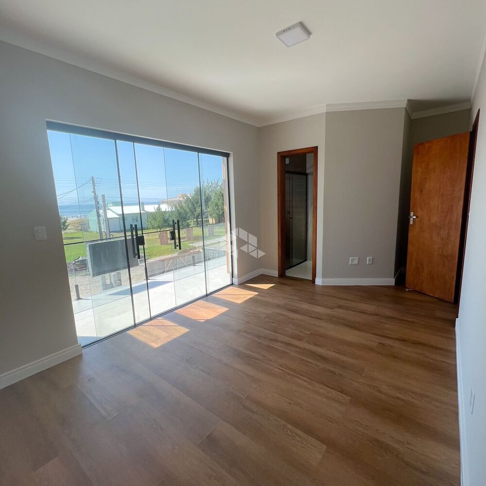 Casa à venda com 2 quartos, 95m² - Foto 3