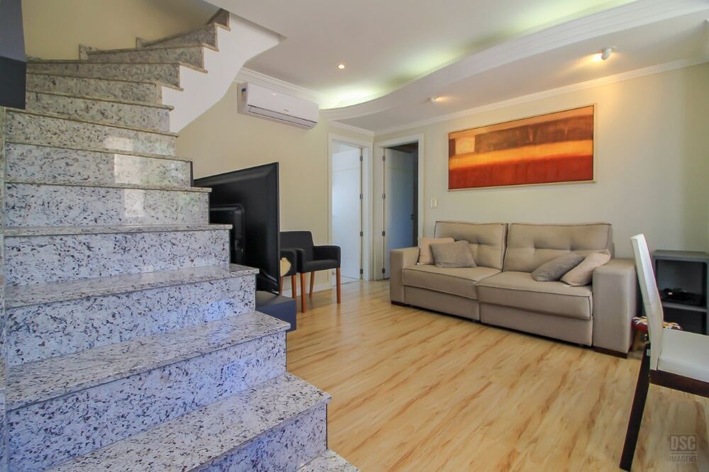 Cobertura à venda com 3 quartos, 168m² - Foto 1