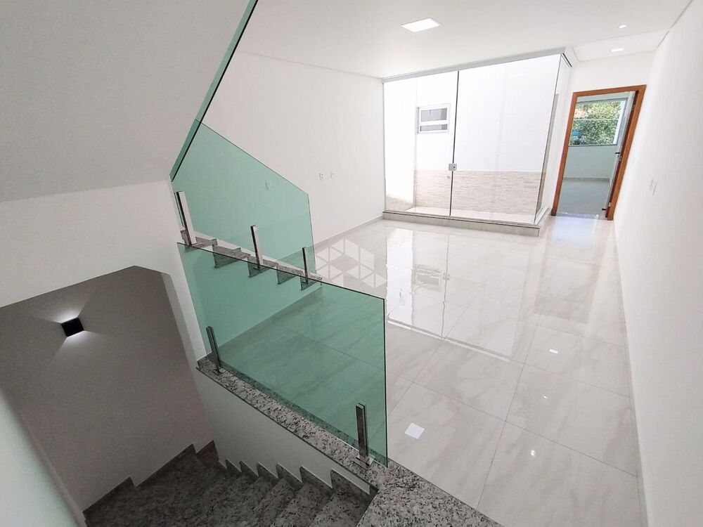 Casa, 3 quartos, 220 m² - Foto 2