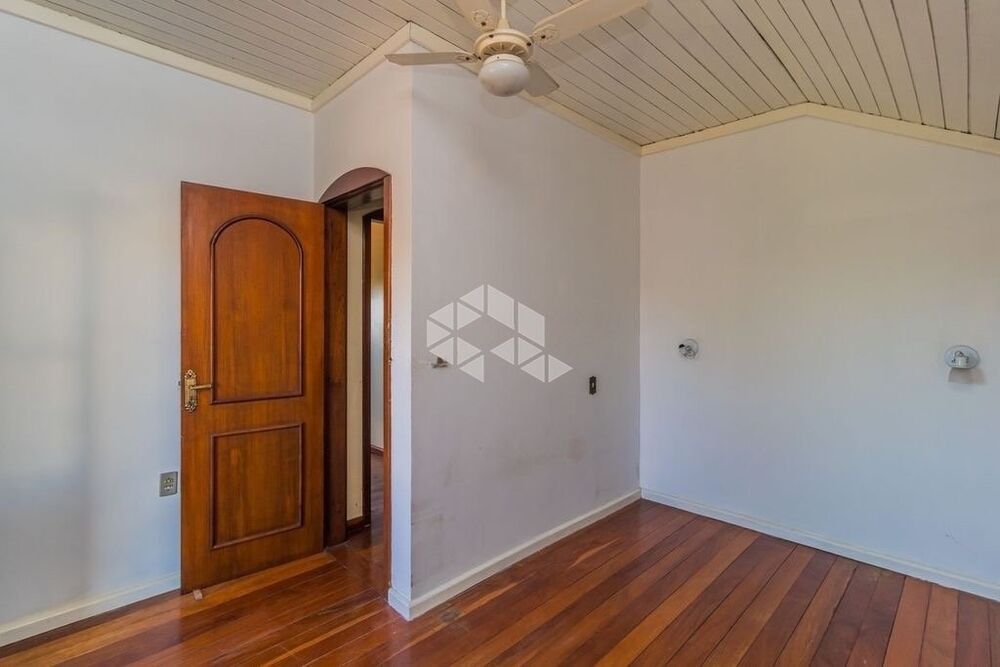 Casa, 5 quartos, 267 m² - Foto 1