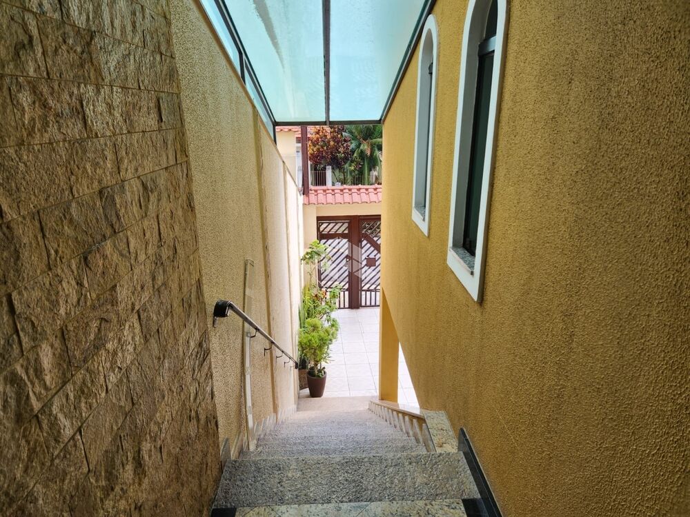 Casa, 3 quartos, 175 m² - Foto 1