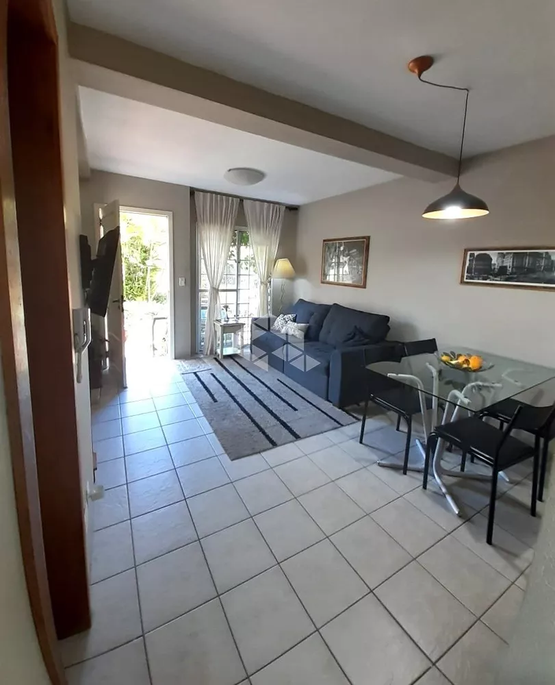 Casa de Condomínio à venda com 3 quartos, 98m² - Foto 1