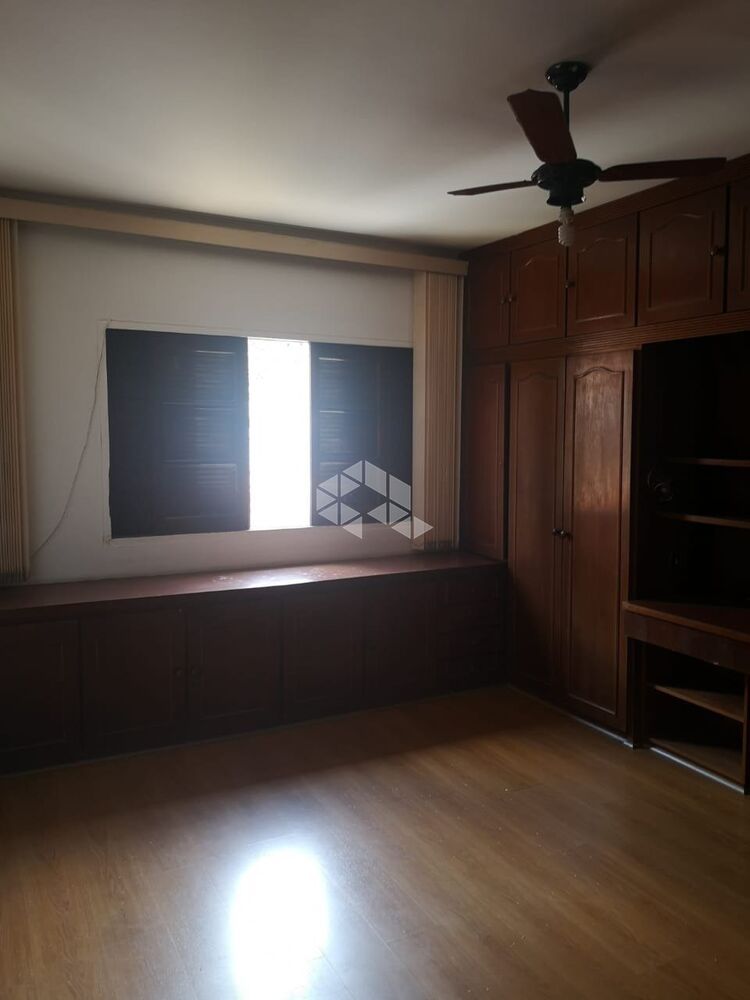 Casa, 3 quartos, 270 m² - Foto 2