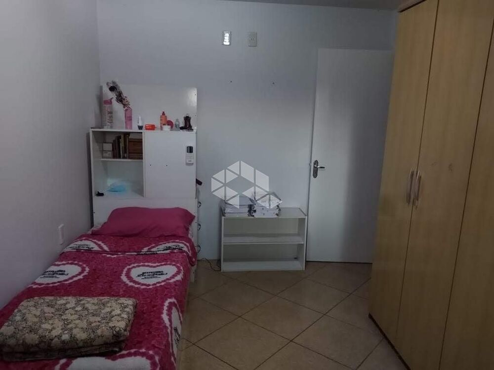 Casa à venda com 3 quartos, 176m² - Foto 3