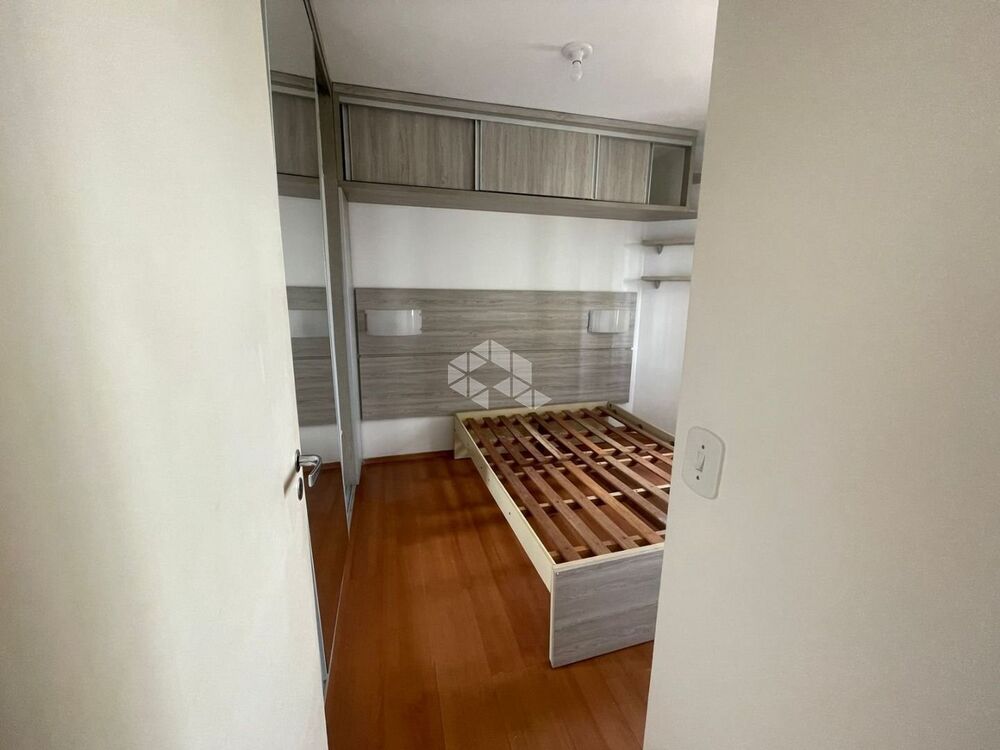 Apartamento à venda com 2 quartos, 60m² - Foto 3