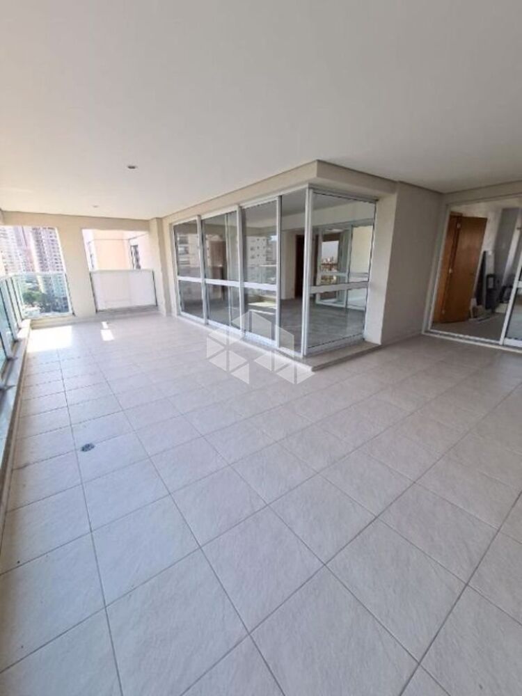 Apartamento, 3 quartos, 198 m² - Foto 2
