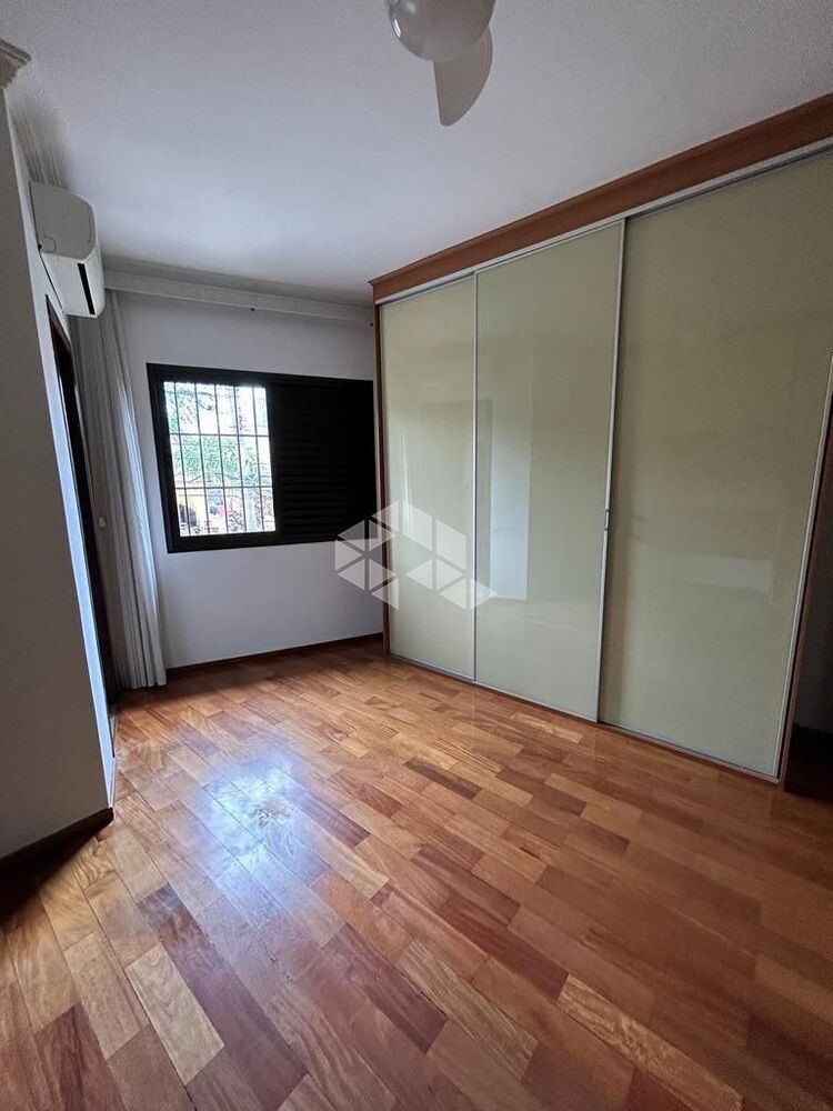 Casa, 3 quartos, 309 m² - Foto 2