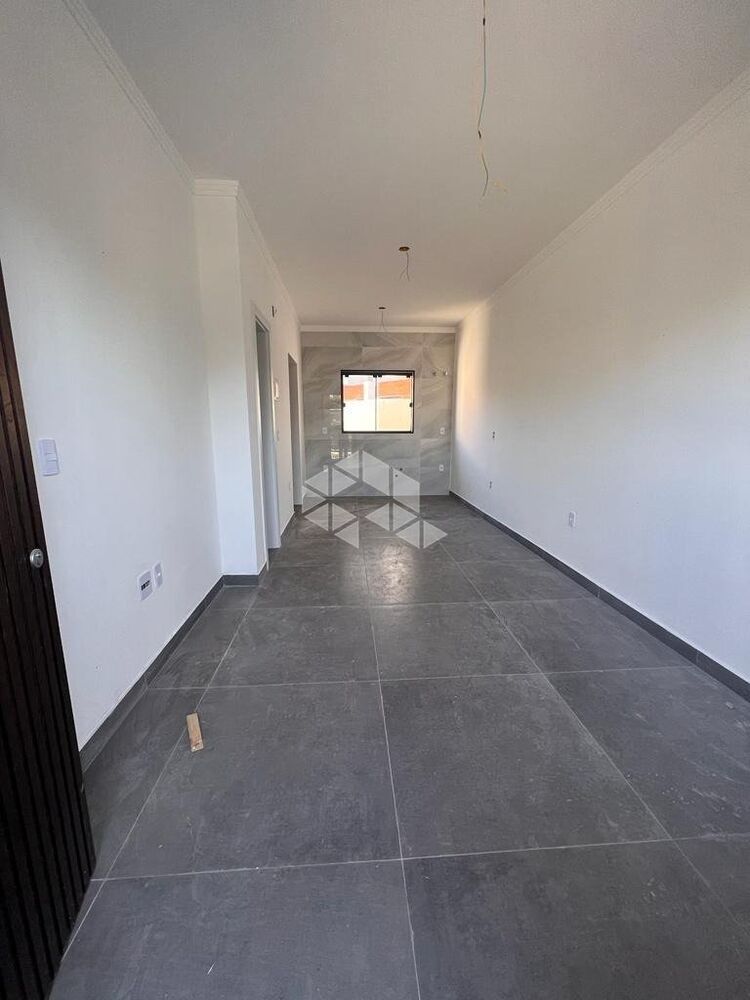 Casa à venda com 2 quartos, 69m² - Foto 5