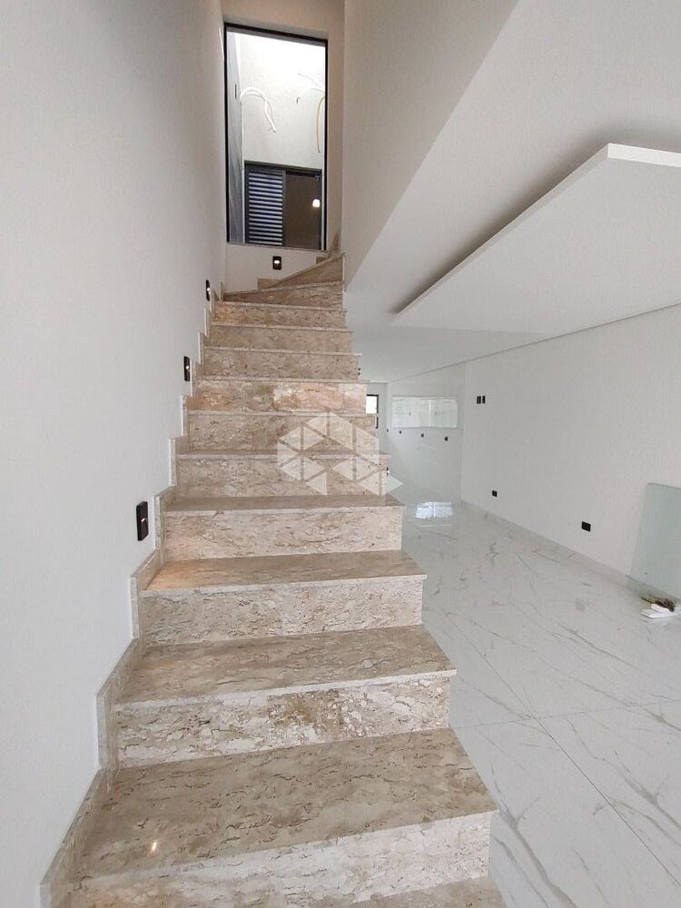 Casa, 3 quartos, 206 m² - Foto 2