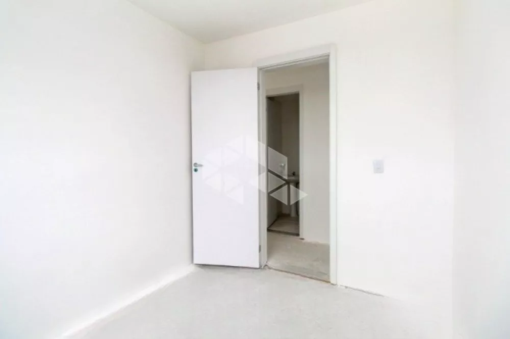 Apartamento à venda com 2 quartos, 45m² - Foto 2