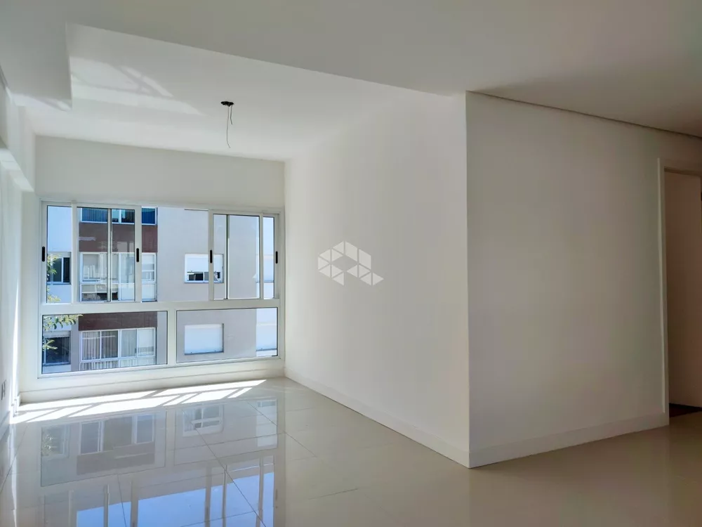 Apartamento à venda com 3 quartos, 66m² - Foto 2