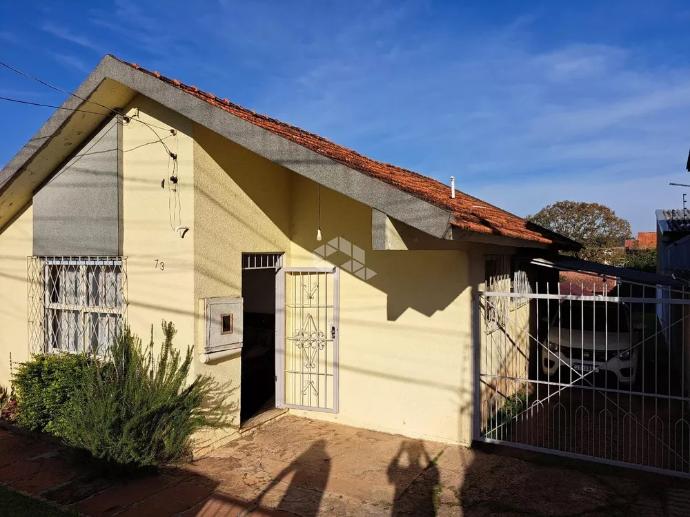 Casa à venda com 2 quartos, 64m² - Foto 1