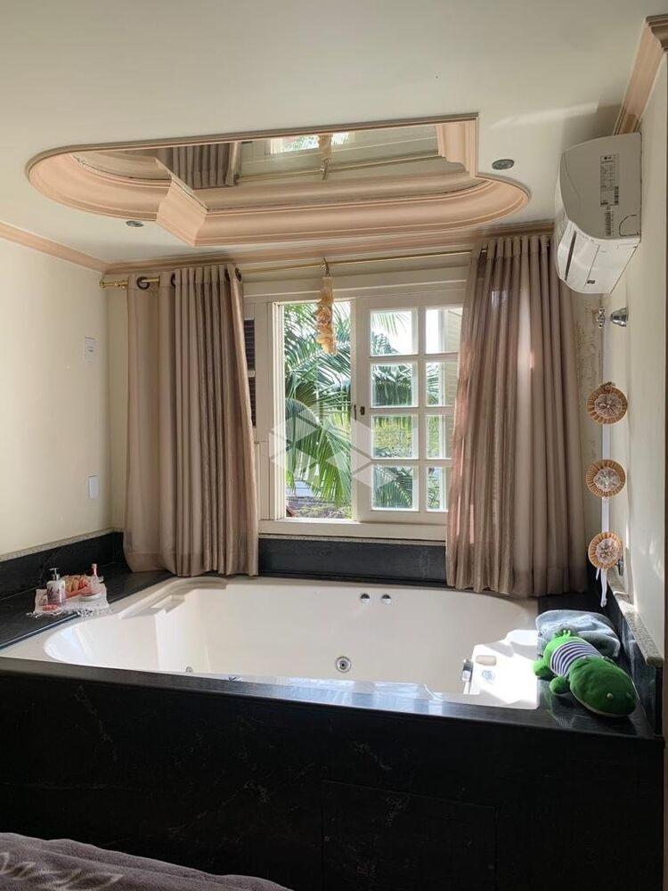 Casa à venda com 4 quartos, 440m² - Foto 8