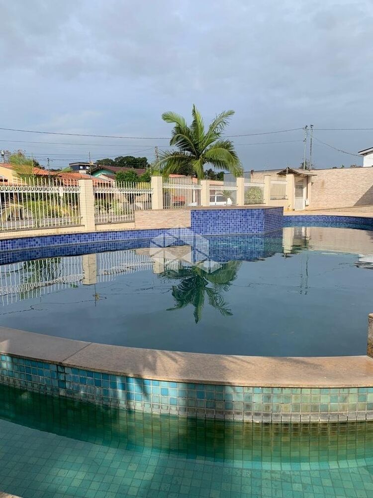 Casa à venda com 4 quartos, 440m² - Foto 2