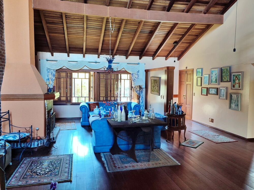 Casa, 4 quartos, 404 m² - Foto 1