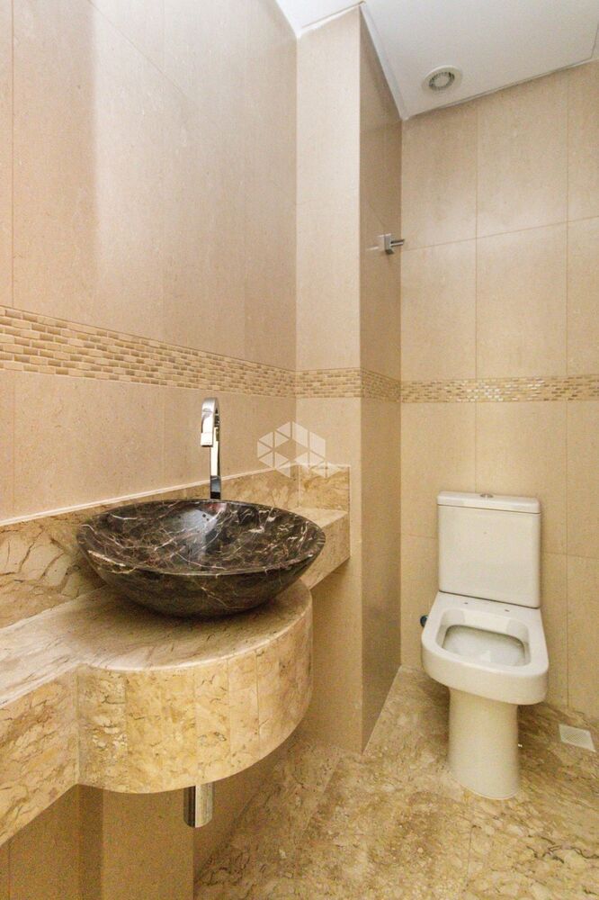 Casa de Condomínio à venda com 3 quartos, 250m² - Foto 9