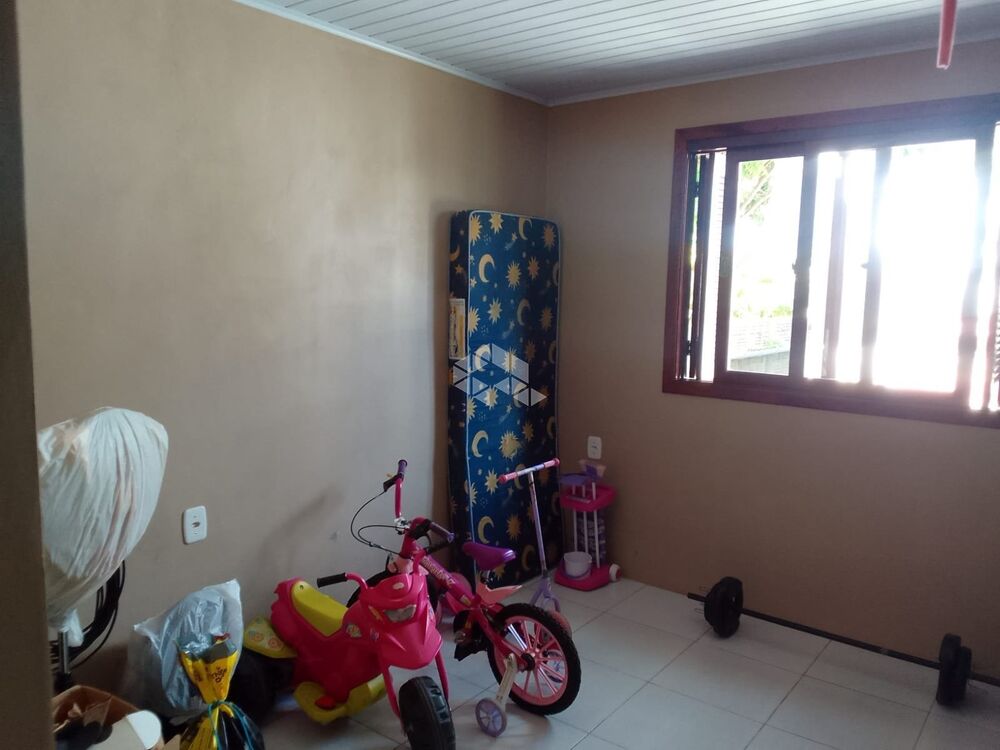 Casa à venda com 3 quartos, 110m² - Foto 2