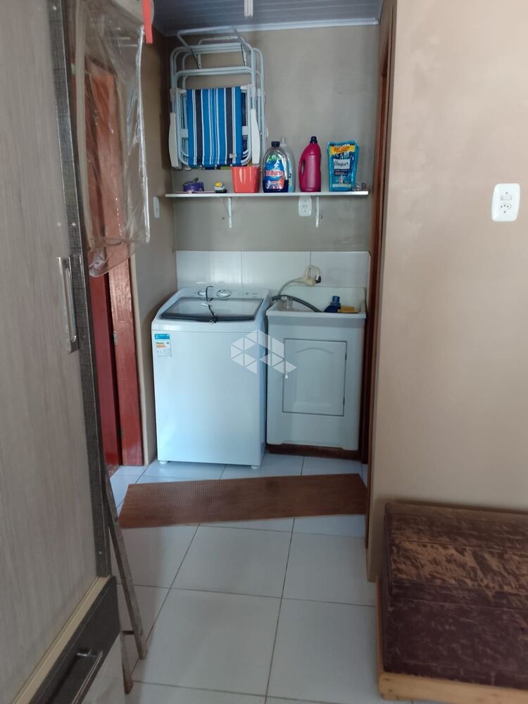 Casa à venda com 3 quartos, 110m² - Foto 4