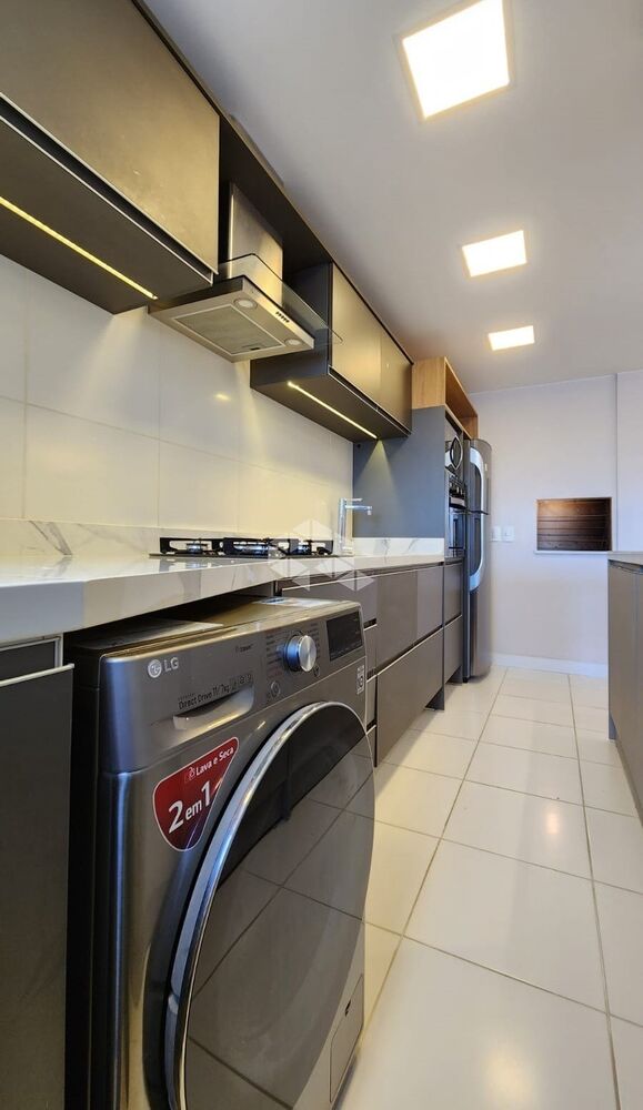 Apartamento à venda com 2 quartos, 68m² - Foto 4