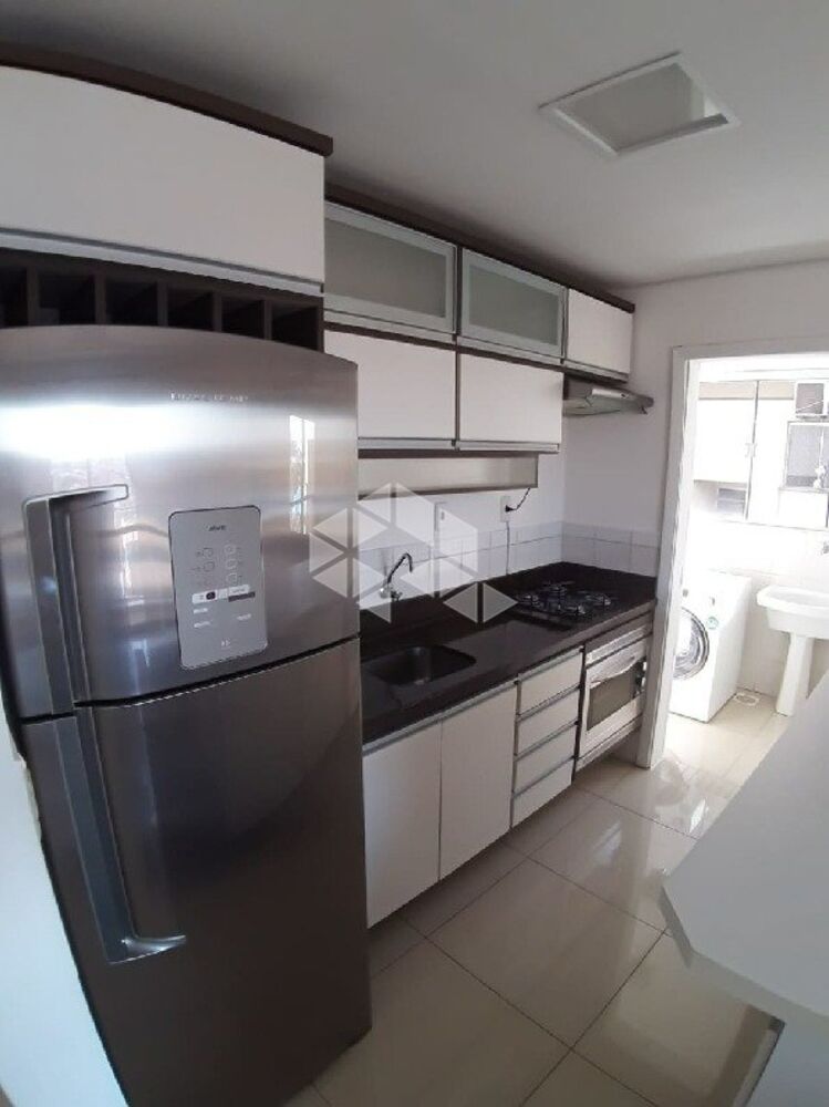 Apartamento à venda com 2 quartos, 58m² - Foto 2