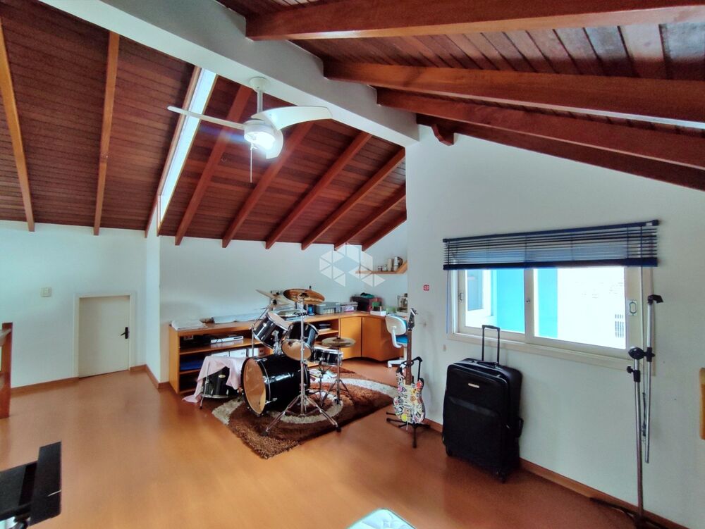 Casa, 4 quartos, 233 m² - Foto 3
